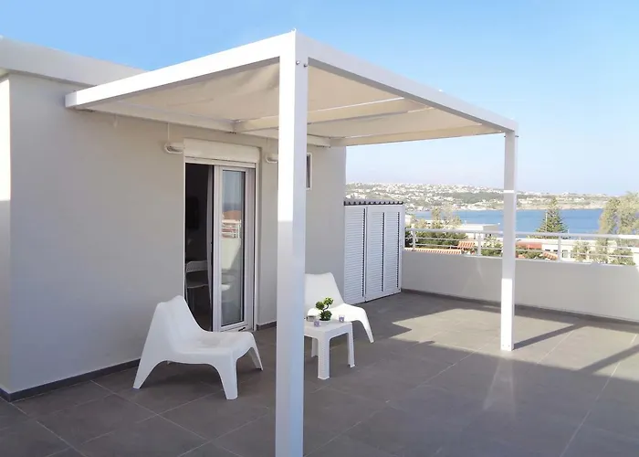 Castle & Sea View Apt
